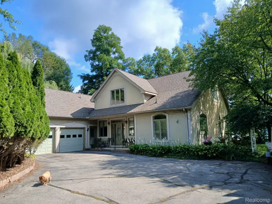 6567 Softshell Drive, Waterloo, MI 49240 - #3