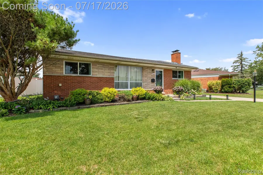 7837 Hugh Street, Westland, MI 48185 - #2