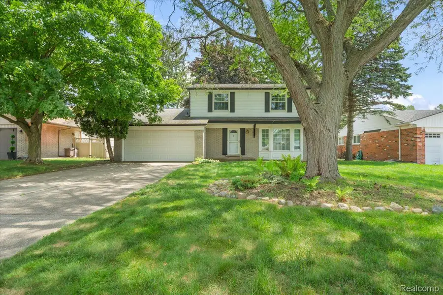 23370 Brandywynne Street, Southfield, MI 48033 - #2