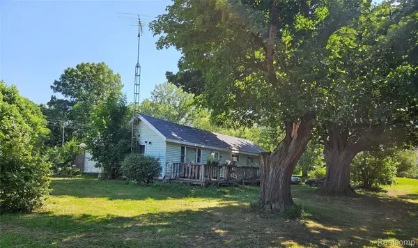 6406 12th Street, OtterLake, MI 48464