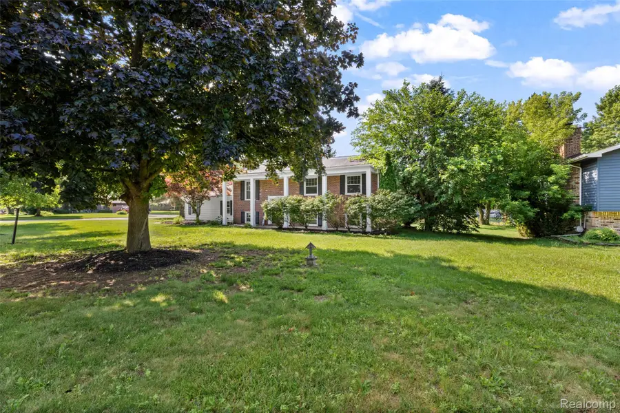 13428 Sequoia Lane, South Lyon, MI 48178 - #2
