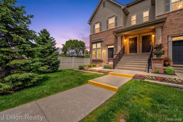22334 Abbey Lane, Dearborn, MI 48124