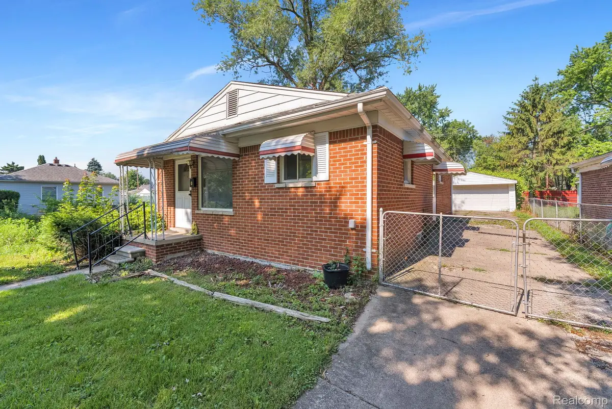 5320 Bedford Street, Dearborn Heights, MI 48125 - #1