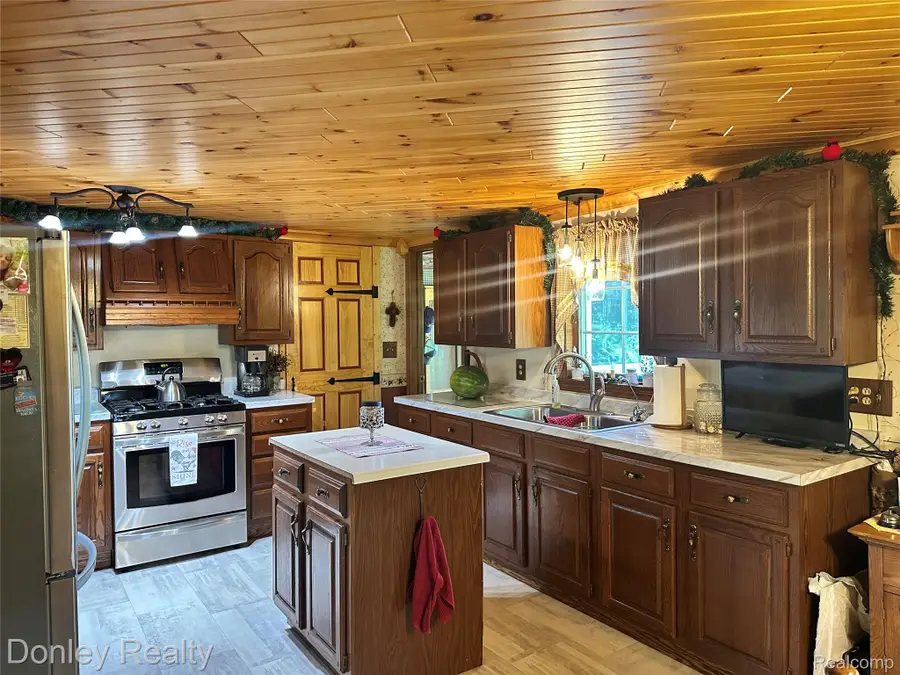 25 Bulgrien Road, Snover, MI 48472 - #2