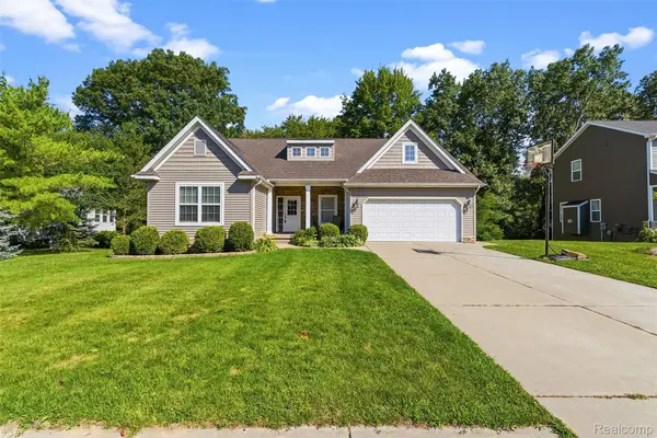 9285 Pine Walk Pass, Linden, MI 48451