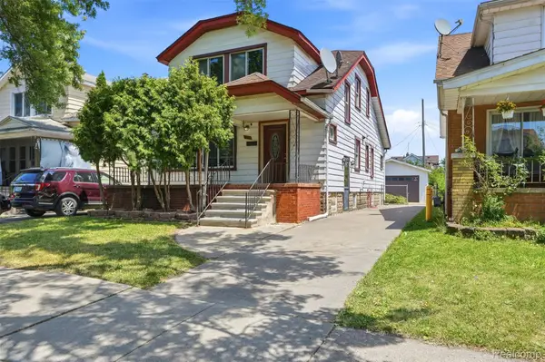 6242 Calhoun Street, Dearborn, MI 48126