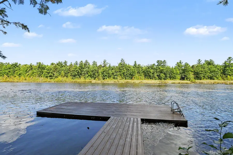 6926 Aarwood Trail Nw, Rapid City, MI 49676 - #2