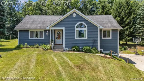 2630 Julie Drive, Columbiaville, MI 48421