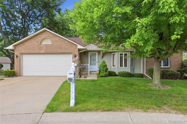 4485 Virginia Court #25, SwartzCreek, MI 48473