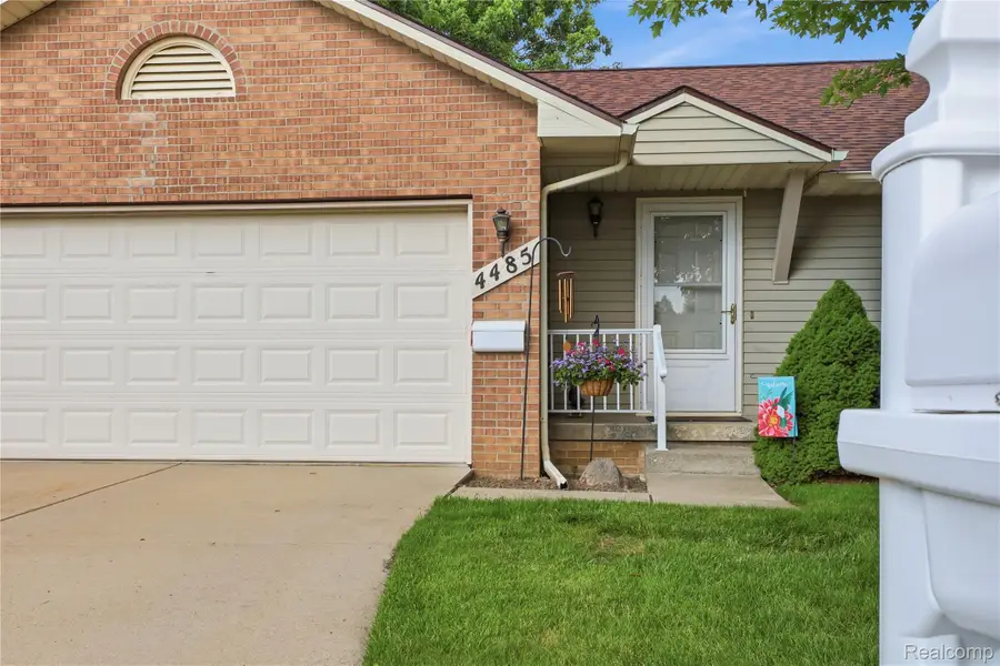 4485 Virginia Court #25, Swartz Creek, MI 48473 - #2