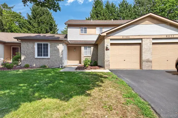6384 Hunter Pointe Street, Westland, MI 48185