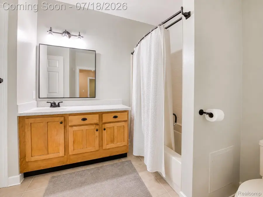 39144 Hayes Road, Clinton, MI 48038 - #3