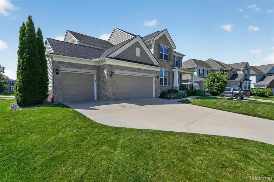 58491 Winnowing Circle S, Lyon, MI 48178 - #3