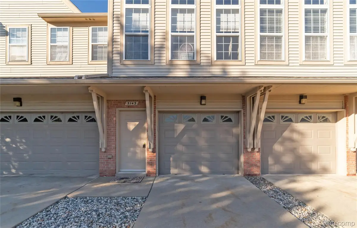 5143 Parsley Drive, Utica, MI 48316 - #1