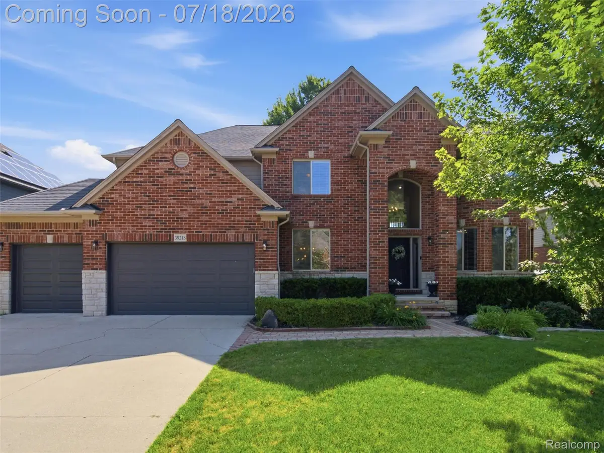 39218 Nautical Lane, Harrison Township, MI 48045 - #1