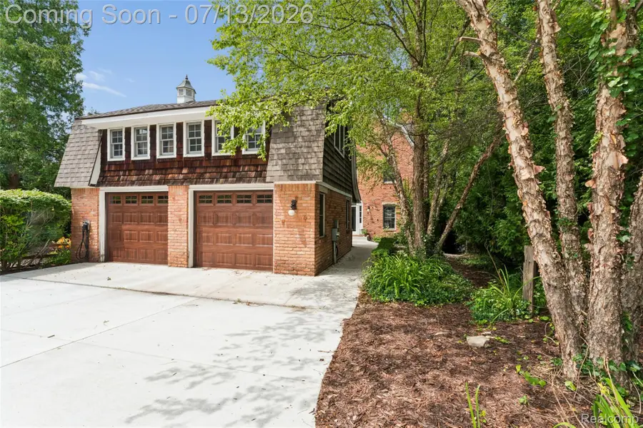 6420 Commerce Road, West Bloomfield, MI 48324 - #2