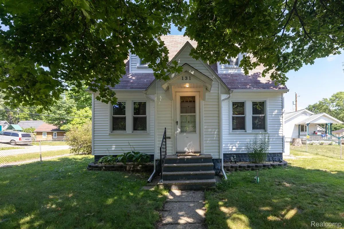 131 Starr Avenue, Waterford, MI 48328 - #1