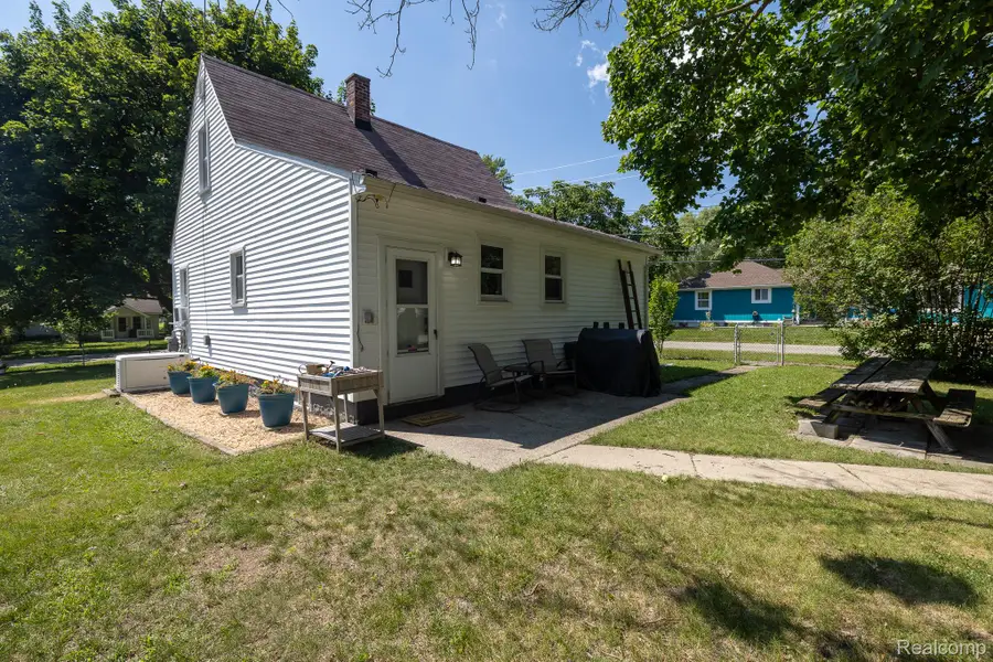 131 Starr Avenue, Waterford, MI 48328 - #2