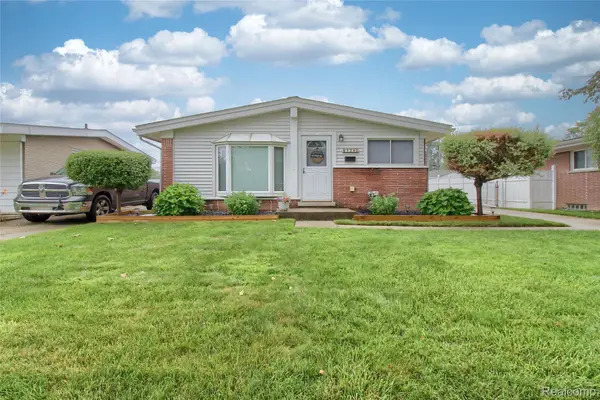 8134 Melvin Avenue, Westland, MI 48185
