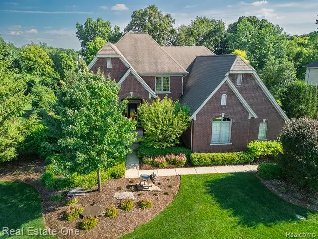 1067 Newgate Court, Oakland, MI 48363 - #1