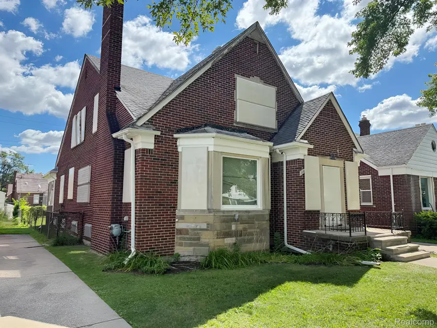 18700 Whitcomb Street, Detroit, MI 48235 - #2