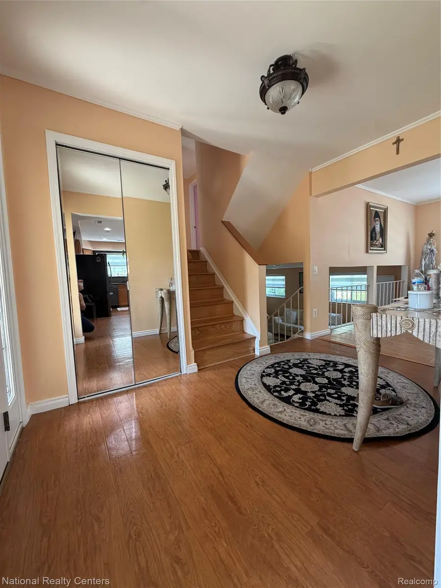39392 Owendale Drive, Sterling Heights, MI 48310 - #2
