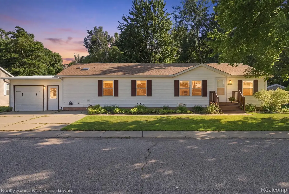508 Bush Lake Lane, Kimball, MI 48074 - #1