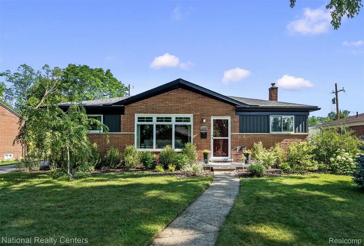 16996 Elizabeth Street, Beverly Hills, MI 48025 - #1