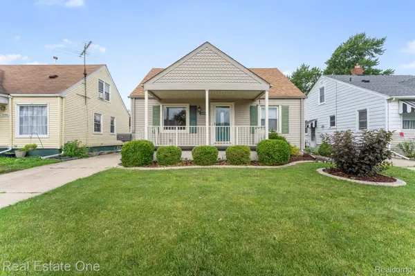 1078 10th Street, Wyandotte, MI 48192