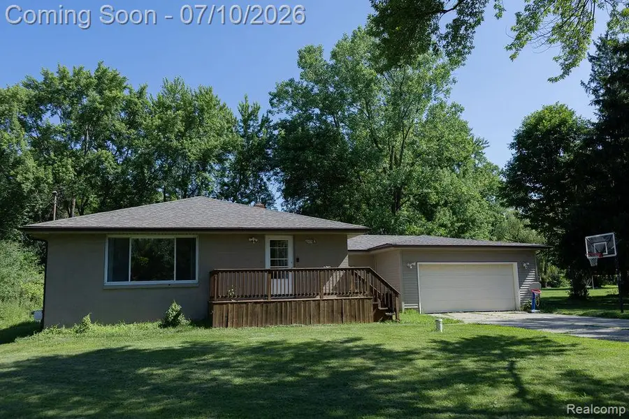 5052 Beecher Road, Flint, MI 48532 - #2