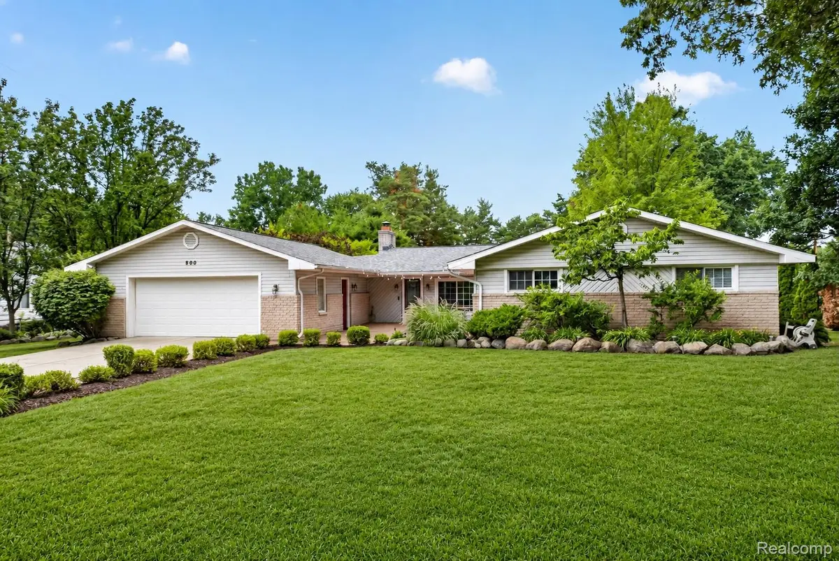 800 Hinford Avenue, Orion, MI 48362 - #1