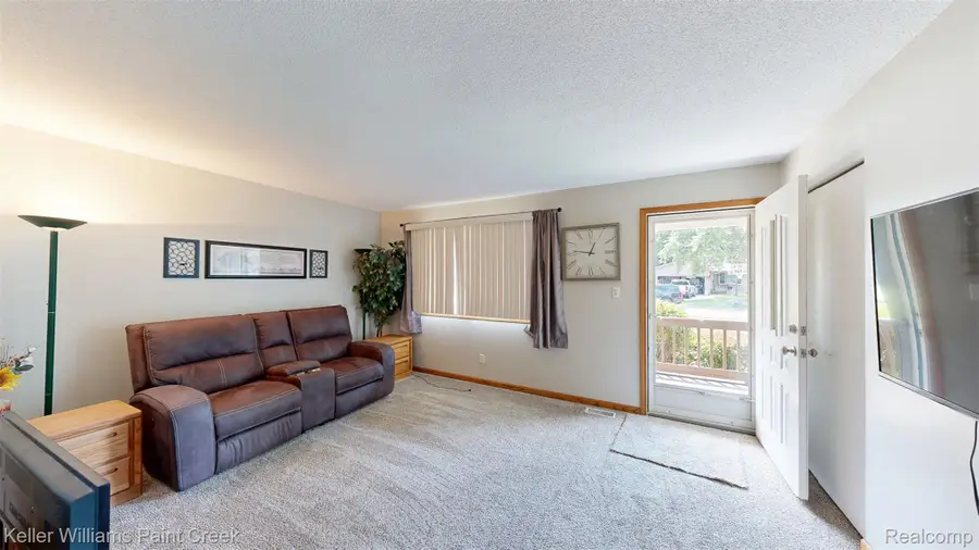 606 Scott Street, Marine City, MI 48039 - #3