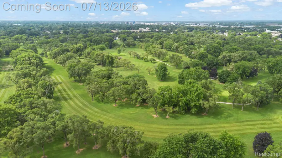 11280 Mandale Drive, Sterling Heights, MI 48312 - #3