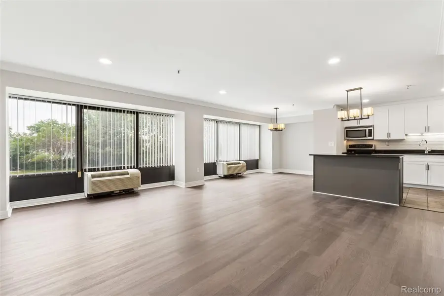 1001 W Jefferson Avenue #2a, Detroit, MI 48226 - #3