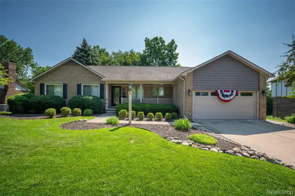 19632 Sussex Avenue, Livonia, MI 48152