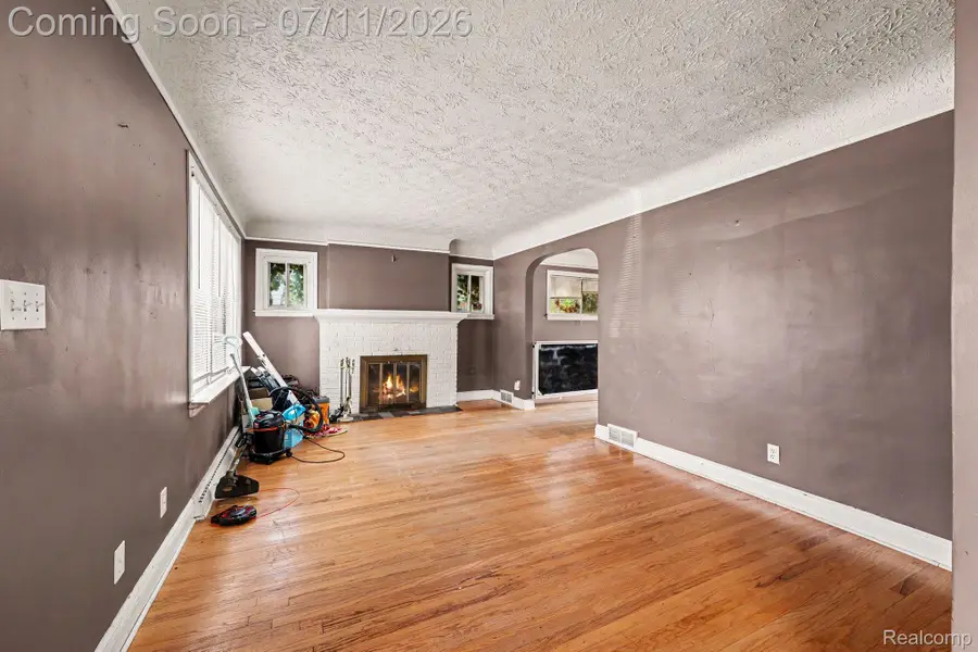 150 Ontario Road, Pontiac, MI 48341 - #3