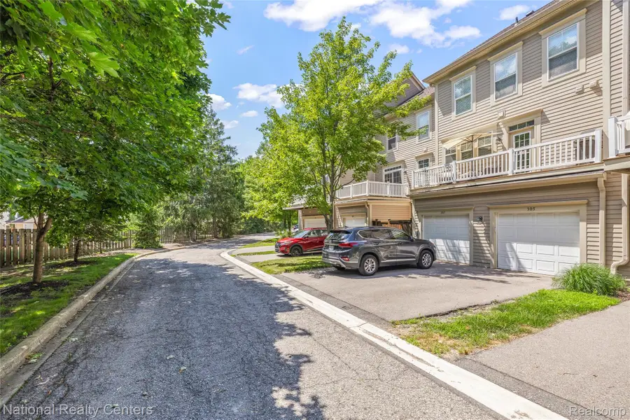 305 Red Ryder Drive, Plymouth, MI 48170 - #3