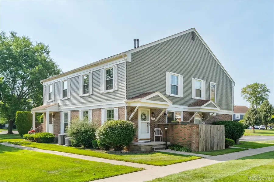 23707 N Rockledge, Novi, MI 48375 - #2