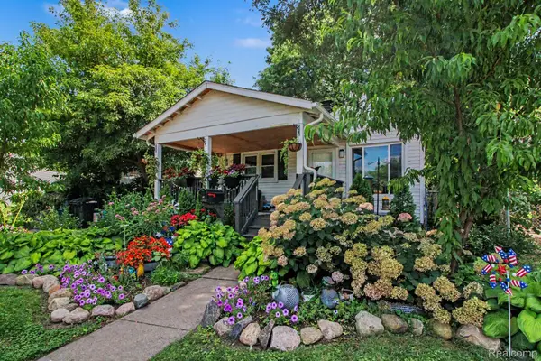 740 E 10 Mile Road, Ferndale, MI 48220