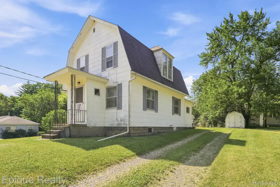 920 Farr Avenue, Owosso, MI 48867 - #2