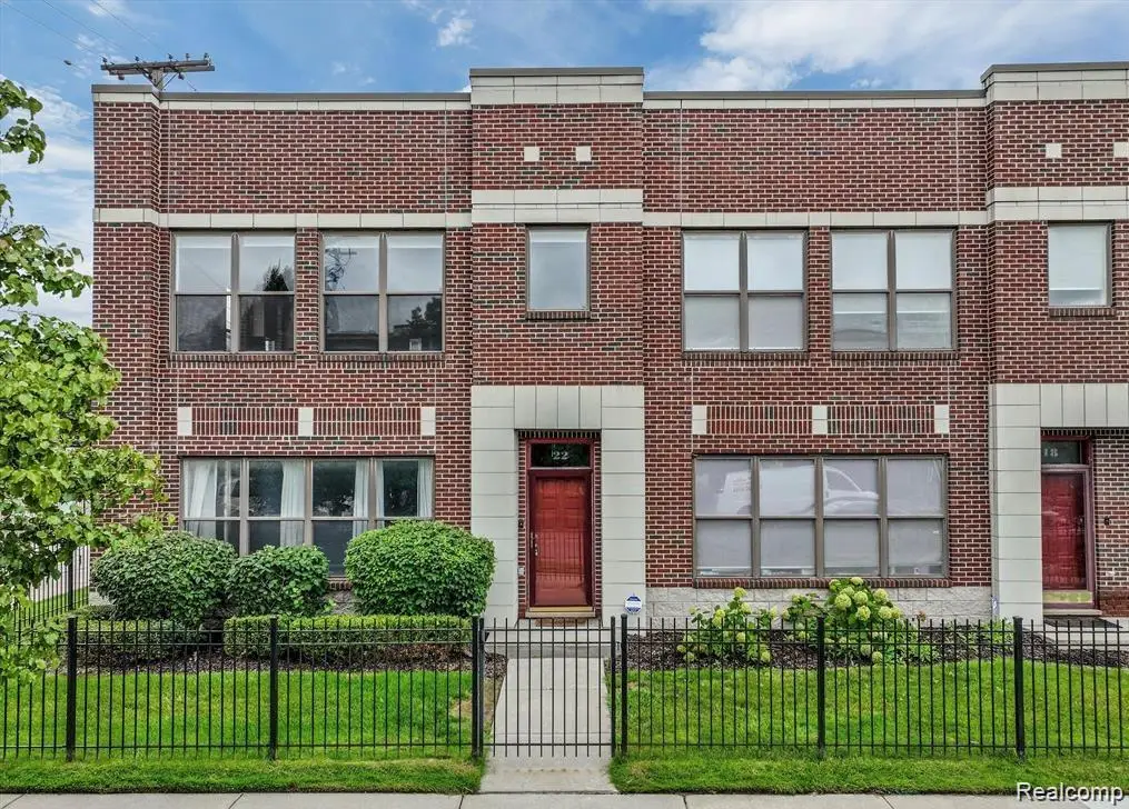 22 Pallister Street, Detroit, MI 48202 - #1