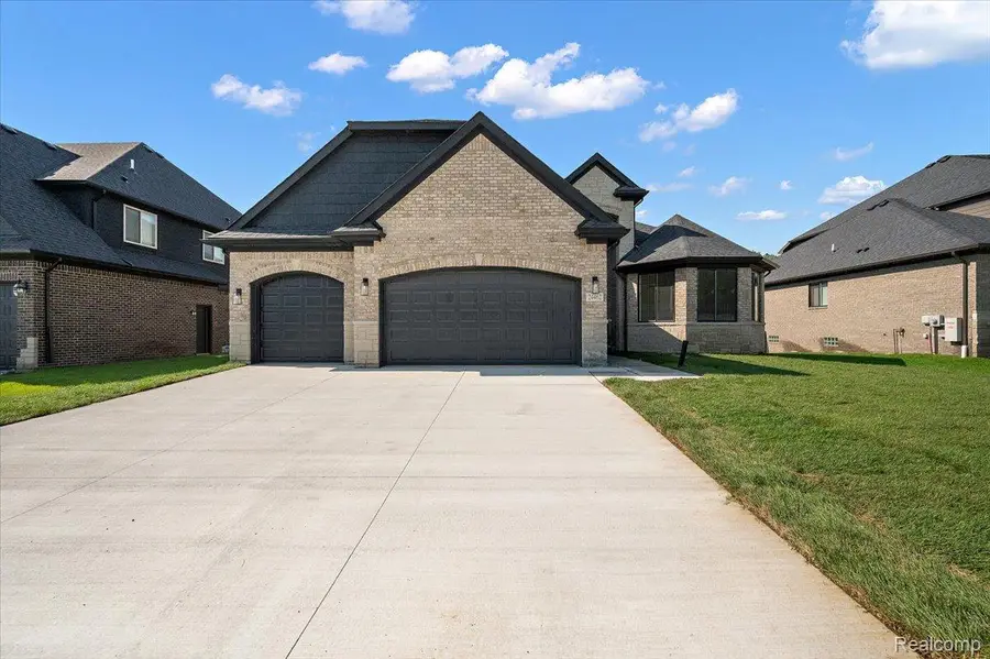 24462 Sawgrass Drive, Macomb, MI 48042 - #2