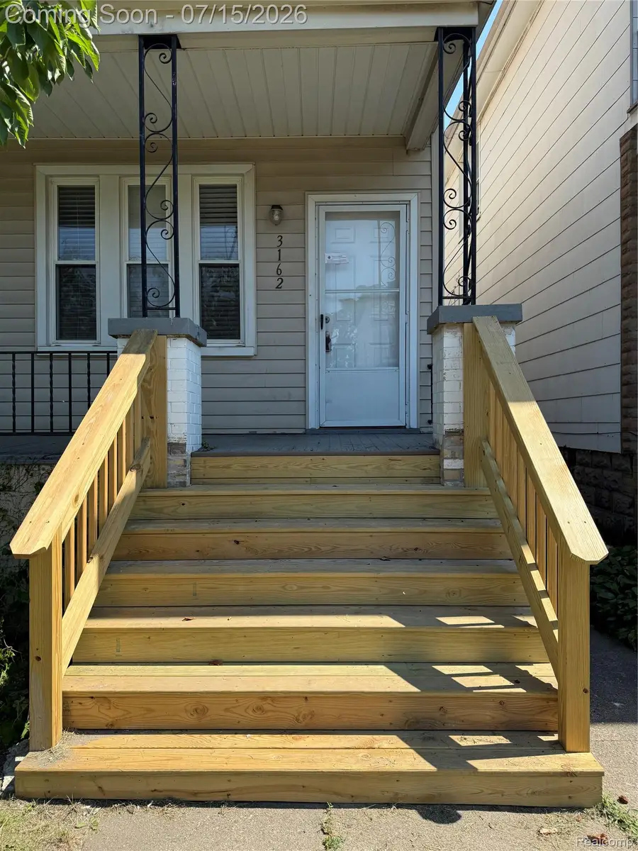 3162 Trowbridge Street, Hamtramck, MI 48212 - #2