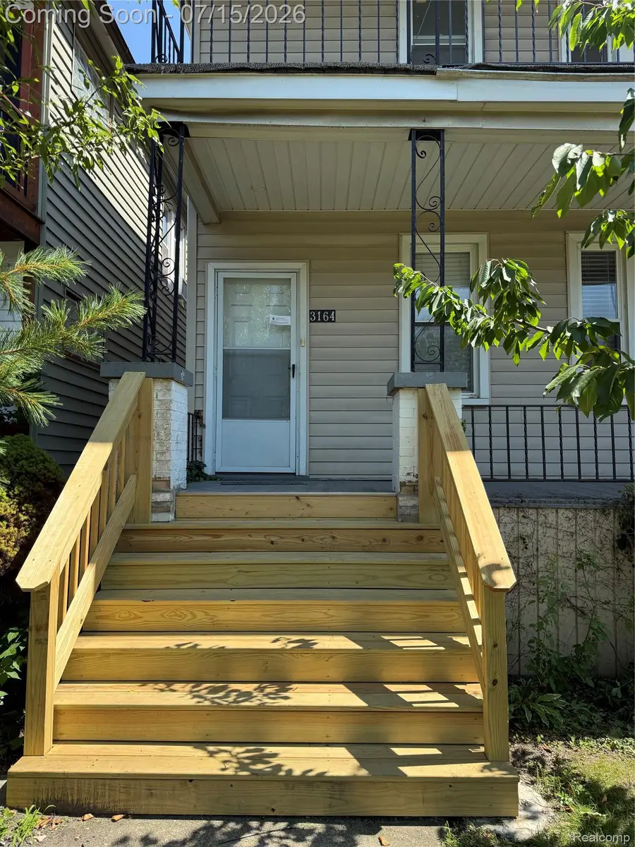 3162 Trowbridge Street, Hamtramck, MI 48212 - #3