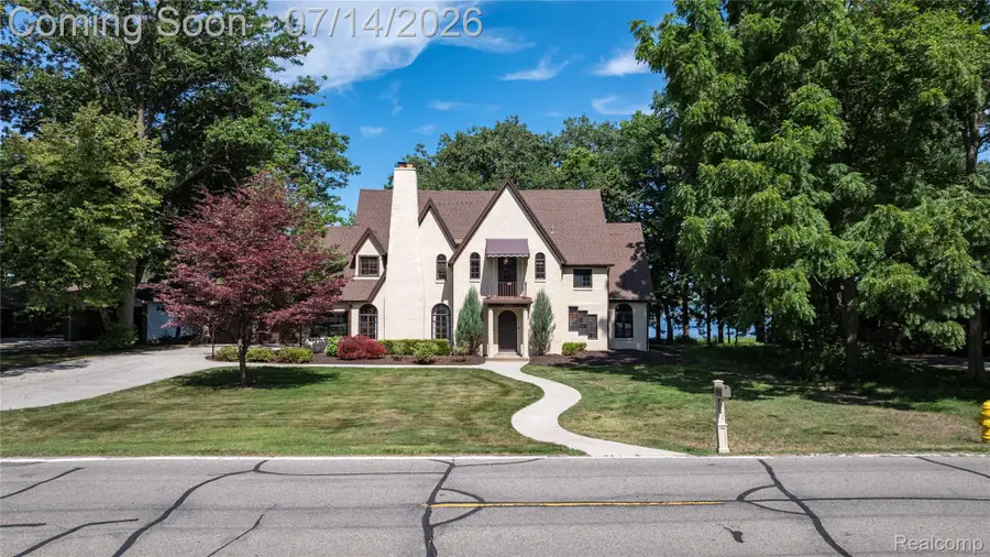 18460 Meridian Road, Grosse Ile, MI 48138 - #2