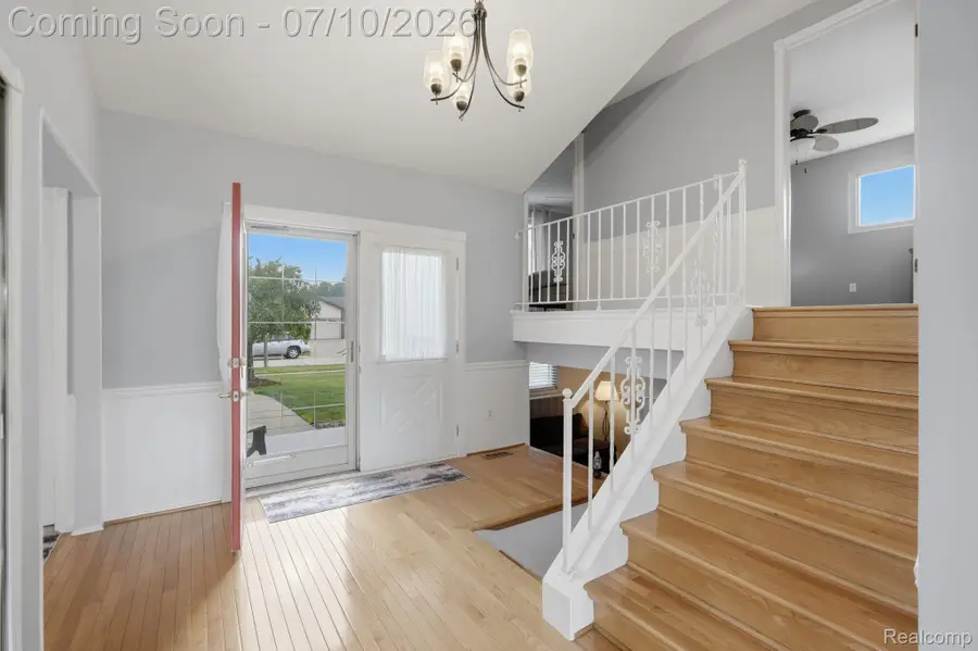 13959 Brougham Drive, Sterling Heights, MI 48312 - #3