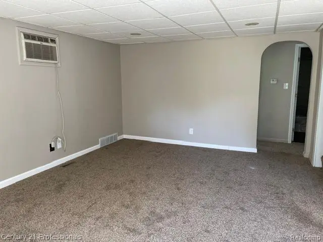15392 Dixie, Redford, MI 48239 - #3