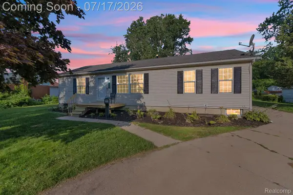 1119 Lathers Street, GardenCity, MI 48135