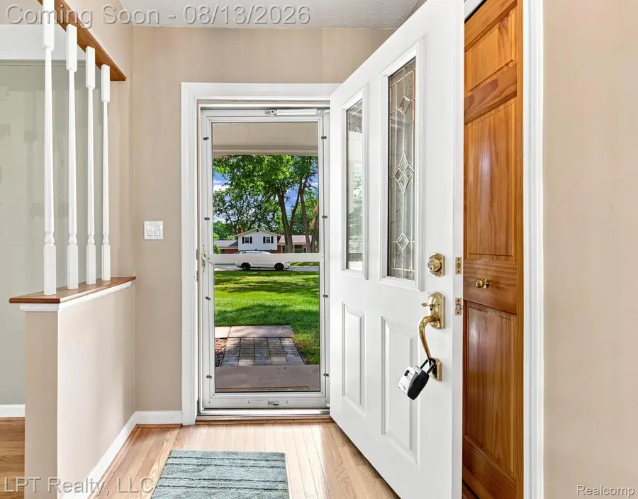 6429 Houghten Drive, Troy, MI 48098 - #3