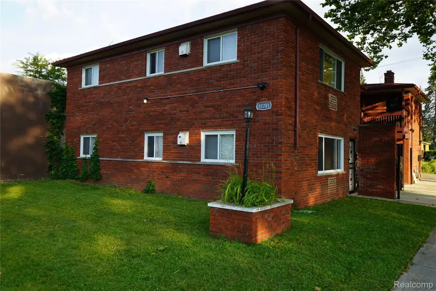 18741 Schoolcraft, Detroit, MI 48223 - #2